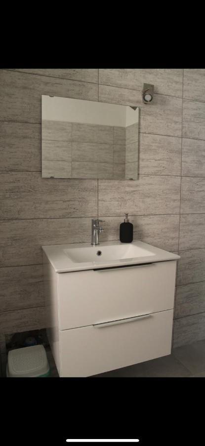 Garden Apartment Bari Bagian luar foto